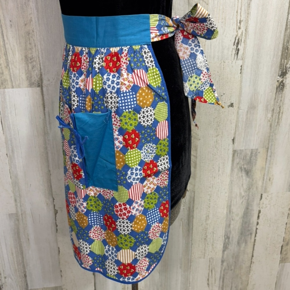 Vintage Handmade Blue Patchwork Pattern Half Apron - image 3